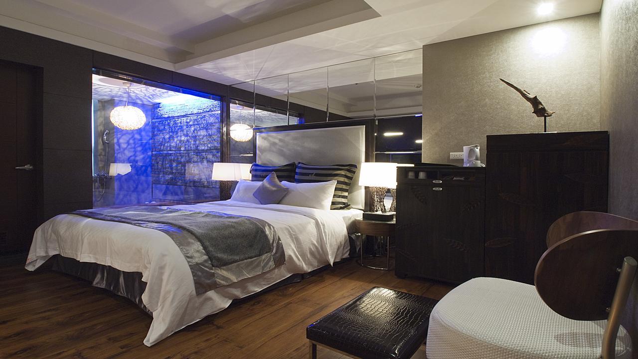 Hotel Golden Hot Spring 4*